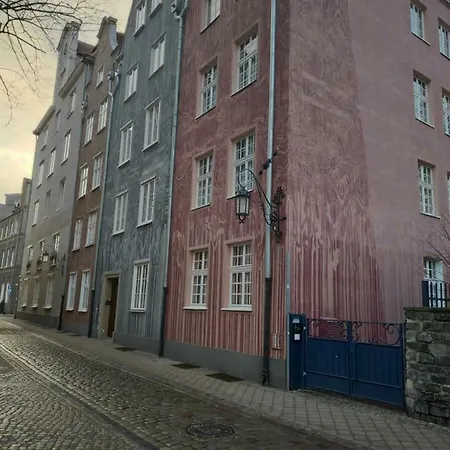 Duzy Apartament Na Gdanskiej Starowce *